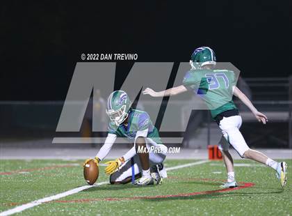 Thumbnail 2 in Hickory vs Green Run (VHSL Class 5A Quarterfinal) photogallery.