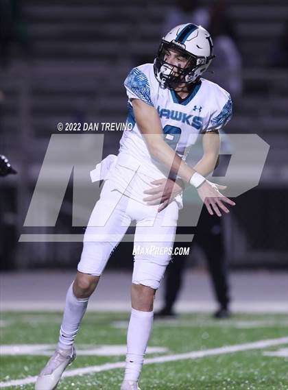 Thumbnail 1 in Hickory vs Green Run (VHSL Class 5A Quarterfinal) photogallery.
