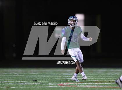 Thumbnail 2 in Hickory vs Green Run (VHSL Class 5A Quarterfinal) photogallery.