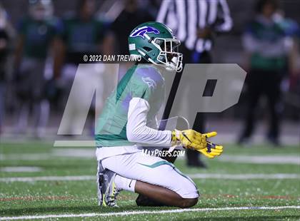 Thumbnail 2 in Hickory vs Green Run (VHSL Class 5A Quarterfinal) photogallery.