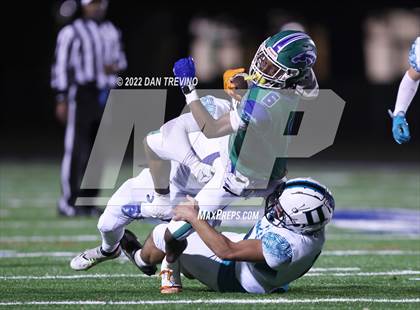 Thumbnail 3 in Hickory vs Green Run (VHSL Class 5A Quarterfinal) photogallery.