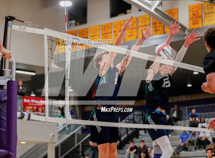 Thumbnail 2 in La Jolla vs. La Costa Canyon (CIF SDS Open Division Final) photogallery.
