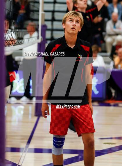 Thumbnail 2 in La Jolla vs. La Costa Canyon (CIF SDS Open Division Final) photogallery.