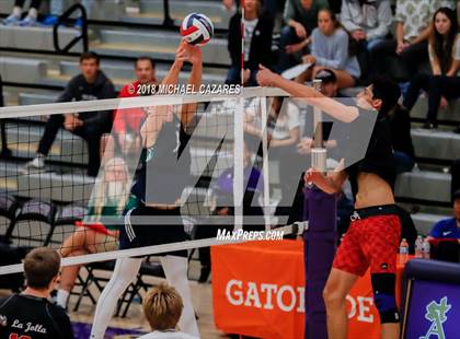 Thumbnail 2 in La Jolla vs. La Costa Canyon (CIF SDS Open Division Final) photogallery.
