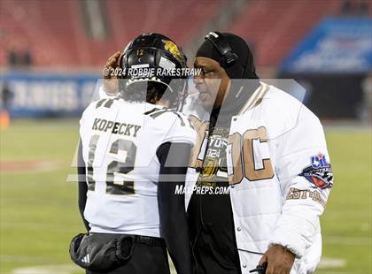 Thumbnail 1 in South Oak Cliff @ Argyle (UIL 5A Division II Semifinal) photogallery.