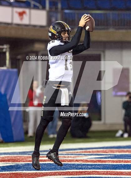 Thumbnail 2 in South Oak Cliff @ Argyle (UIL 5A Division II Semifinal) photogallery.