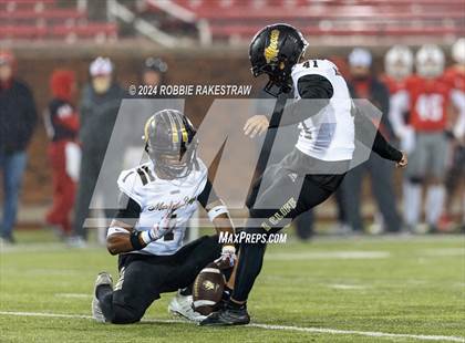 Thumbnail 1 in South Oak Cliff @ Argyle (UIL 5A Division II Semifinal) photogallery.