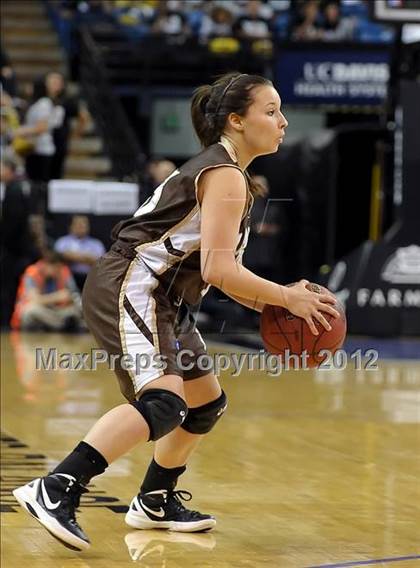 Thumbnail 1 in Laguna Hills vs. Bishop O'Dowd (CIF State D3 Final) photogallery.
