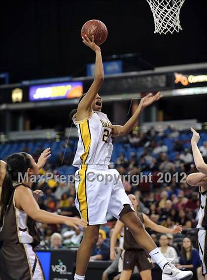 Thumbnail 1 in Laguna Hills vs. Bishop O'Dowd (CIF State D3 Final) photogallery.