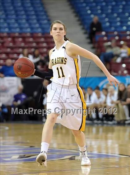 Thumbnail 3 in Laguna Hills vs. Bishop O'Dowd (CIF State D3 Final) photogallery.