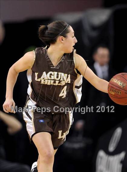 Thumbnail 1 in Laguna Hills vs. Bishop O'Dowd (CIF State D3 Final) photogallery.