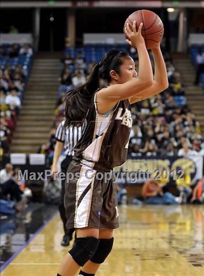 Thumbnail 2 in Laguna Hills vs. Bishop O'Dowd (CIF State D3 Final) photogallery.