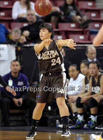 Thumbnail 3 in Laguna Hills vs. Bishop O'Dowd (CIF State D3 Final) photogallery.