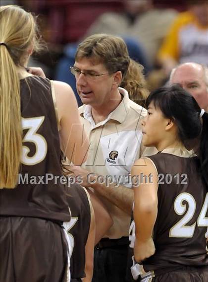 Thumbnail 2 in Laguna Hills vs. Bishop O'Dowd (CIF State D3 Final) photogallery.