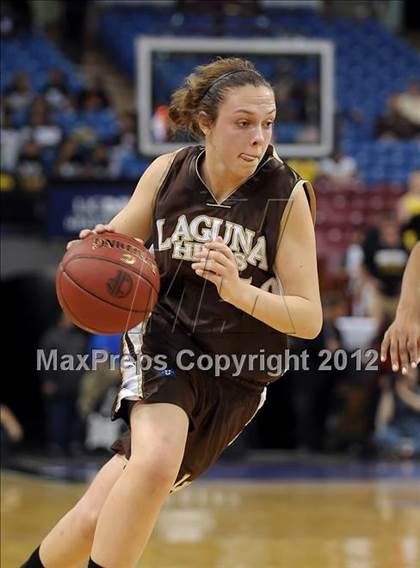 Thumbnail 1 in Laguna Hills vs. Bishop O'Dowd (CIF State D3 Final) photogallery.