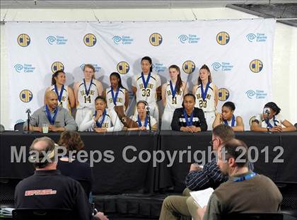 Thumbnail 1 in Laguna Hills vs. Bishop O'Dowd (CIF State D3 Final) photogallery.