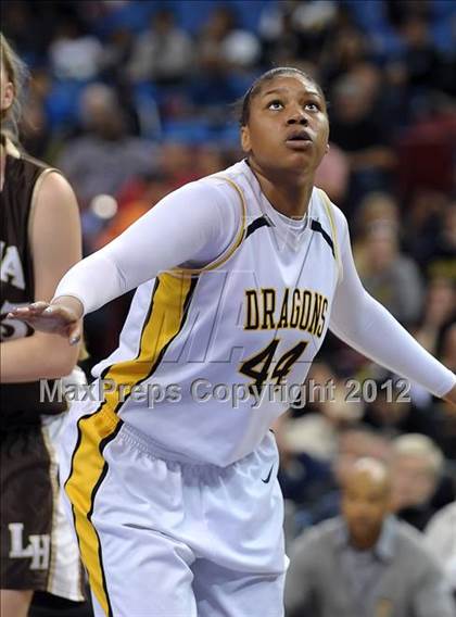 Thumbnail 1 in Laguna Hills vs. Bishop O'Dowd (CIF State D3 Final) photogallery.