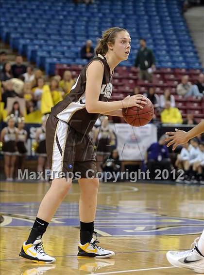 Thumbnail 2 in Laguna Hills vs. Bishop O'Dowd (CIF State D3 Final) photogallery.
