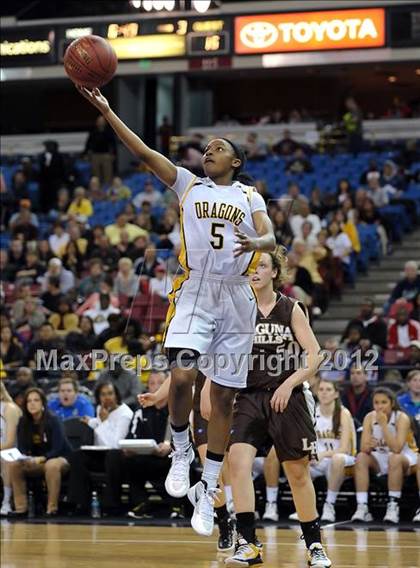 Thumbnail 2 in Laguna Hills vs. Bishop O'Dowd (CIF State D3 Final) photogallery.