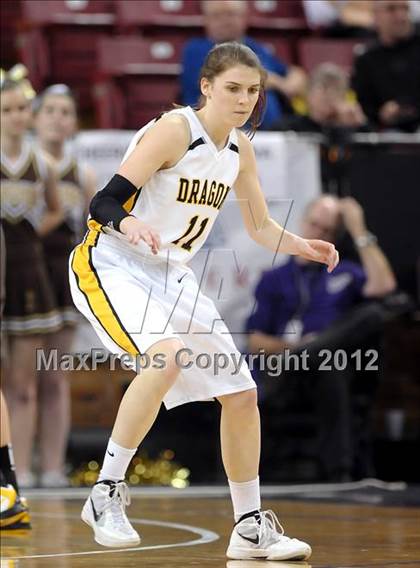 Thumbnail 3 in Laguna Hills vs. Bishop O'Dowd (CIF State D3 Final) photogallery.