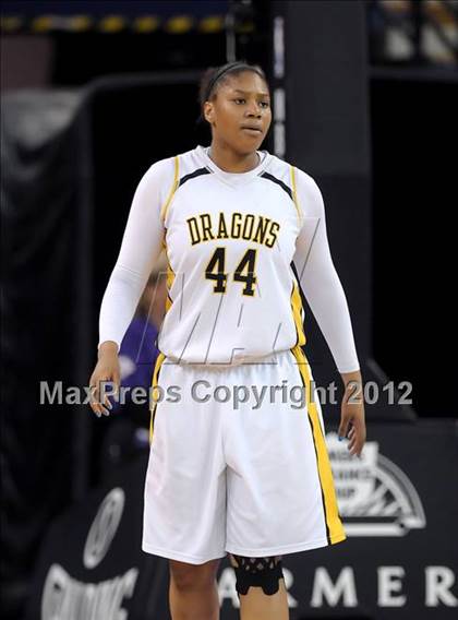 Thumbnail 1 in Laguna Hills vs. Bishop O'Dowd (CIF State D3 Final) photogallery.