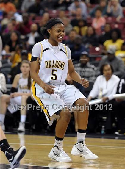 Thumbnail 1 in Laguna Hills vs. Bishop O'Dowd (CIF State D3 Final) photogallery.