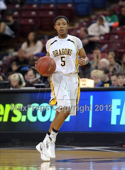 Thumbnail 2 in Laguna Hills vs. Bishop O'Dowd (CIF State D3 Final) photogallery.