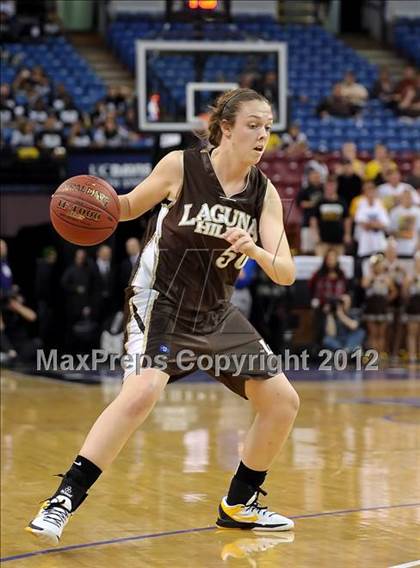 Thumbnail 3 in Laguna Hills vs. Bishop O'Dowd (CIF State D3 Final) photogallery.