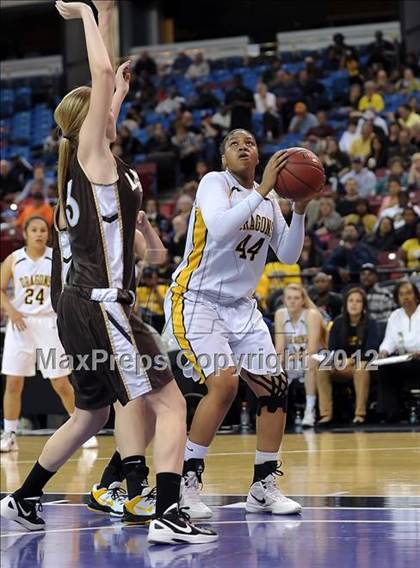 Thumbnail 2 in Laguna Hills vs. Bishop O'Dowd (CIF State D3 Final) photogallery.