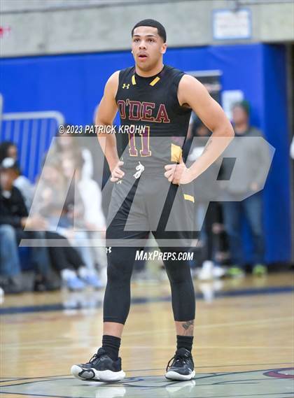 Thumbnail 3 in O'Dea @ Eastside Catholic (3A Boys District 2) photogallery.