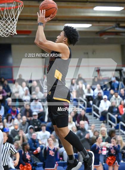 Thumbnail 2 in O'Dea @ Eastside Catholic (3A Boys District 2) photogallery.
