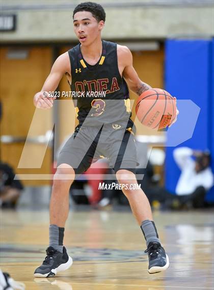 Thumbnail 2 in O'Dea @ Eastside Catholic (3A Boys District 2) photogallery.