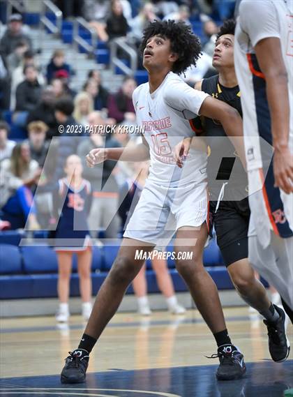 Thumbnail 3 in O'Dea @ Eastside Catholic (3A Boys District 2) photogallery.