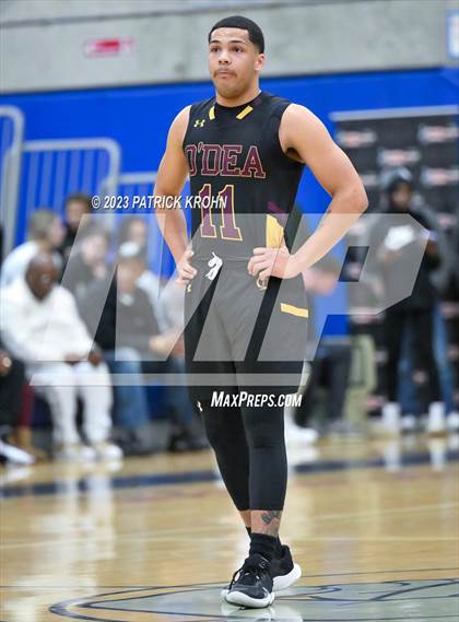 Thumbnail 2 in O'Dea @ Eastside Catholic (3A Boys District 2) photogallery.