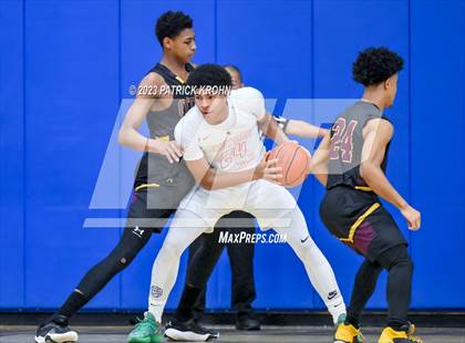 Thumbnail 1 in O'Dea @ Eastside Catholic (3A Boys District 2) photogallery.