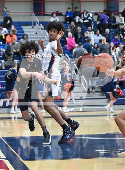 Thumbnail 1 in O'Dea @ Eastside Catholic (3A Boys District 2) photogallery.
