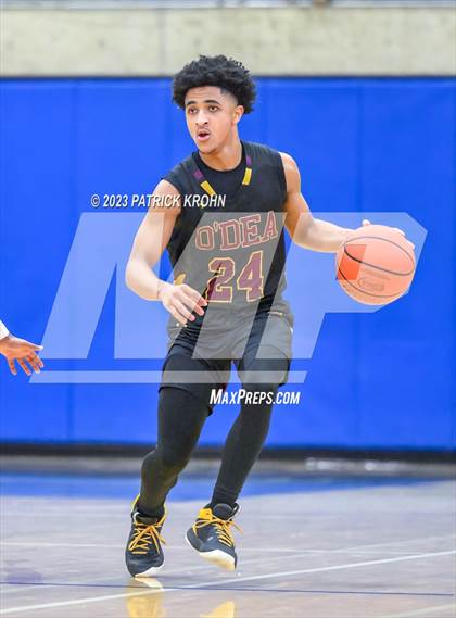 Thumbnail 2 in O'Dea @ Eastside Catholic (3A Boys District 2) photogallery.