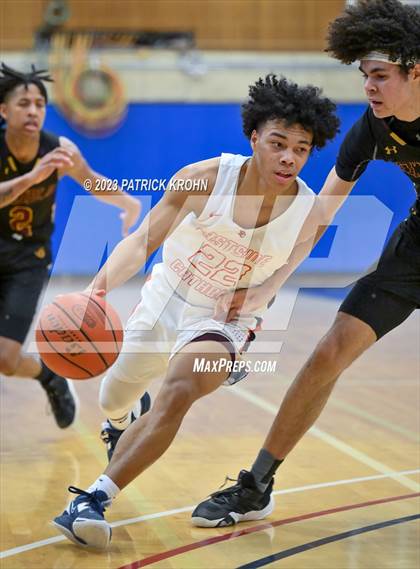 Thumbnail 3 in O'Dea @ Eastside Catholic (3A Boys District 2) photogallery.
