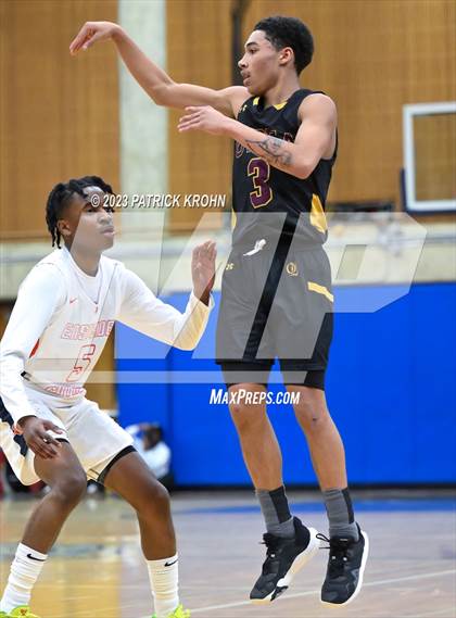 Thumbnail 3 in O'Dea @ Eastside Catholic (3A Boys District 2) photogallery.