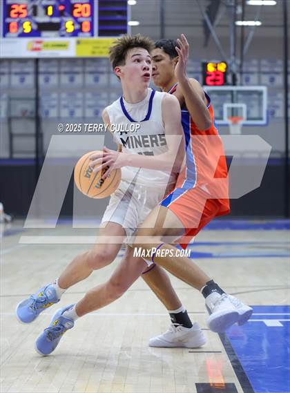 Thumbnail 2 in FR: Timpview @ Bingham (Sophomore) photogallery.