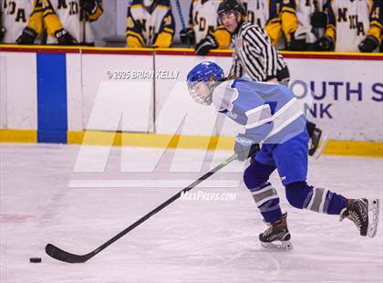 Thumbnail 3 in Notre Dame Academy vs Braintree (Hingham Showcase) photogallery.