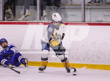 Thumbnail 3 in Notre Dame Academy vs Braintree (Hingham Showcase) photogallery.