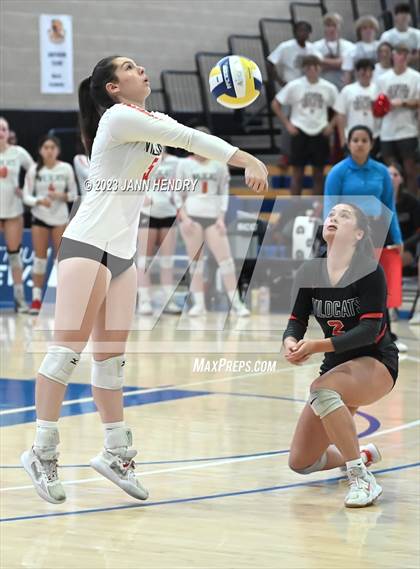 Thumbnail 1 in Marin Academy vs. Glendale (CIF State D4 Final) photogallery.
