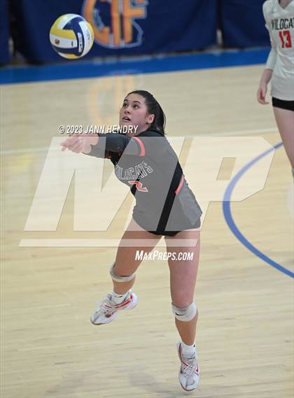 Thumbnail 1 in Marin Academy vs. Glendale (CIF State D4 Final) photogallery.