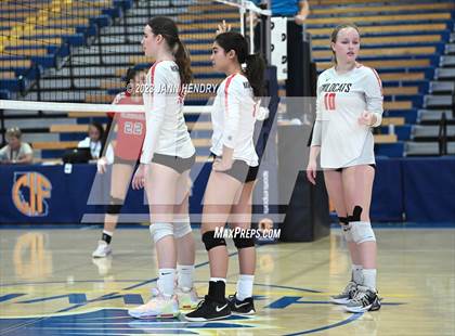 Thumbnail 3 in Marin Academy vs. Glendale (CIF State D4 Final) photogallery.
