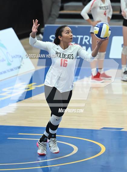 Thumbnail 1 in Marin Academy vs. Glendale (CIF State D4 Final) photogallery.