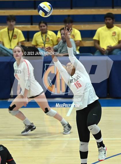 Thumbnail 3 in Marin Academy vs. Glendale (CIF State D4 Final) photogallery.