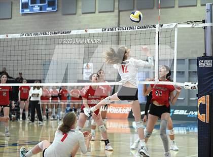 Thumbnail 1 in Marin Academy vs. Glendale (CIF State D4 Final) photogallery.