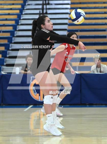 Thumbnail 3 in Marin Academy vs. Glendale (CIF State D4 Final) photogallery.