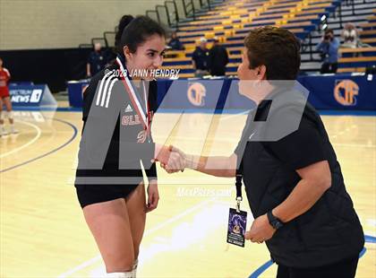 Thumbnail 1 in Marin Academy vs. Glendale (CIF State D4 Final) photogallery.